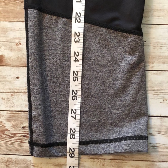 Nicole Miller capris - Picture 12 of 13